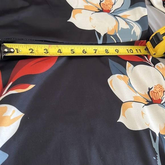 Humelyan Dress‼️ - Picture 6 of 9